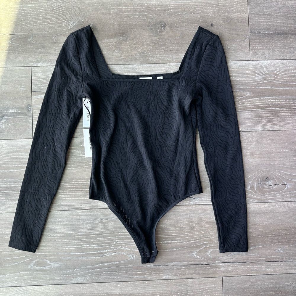 🆕 Babaton | Shapelace Long sleeve Bodysuit - Picture 8 of 8